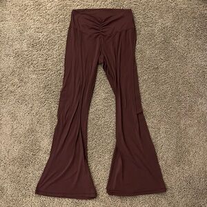 Offline by Aerie flared burgundy leggings 🤎